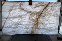 Cristallo Himalaya polished backlit